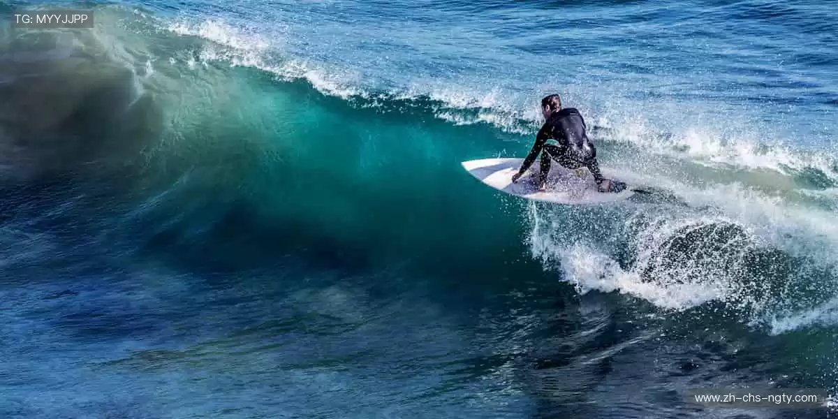 指尖滑动，精彩无限！📱 随时随地，畅享体育直播新体验！
